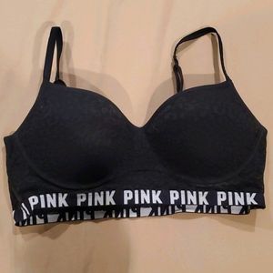 Pink vs lace leopard bra